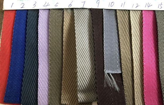 El material utilizado para la fabricación de la fibra de polipropileno de Herribone 20 mm 25 mm ISO14001