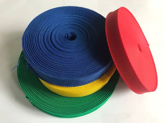 El material utilizado para la fabricación de las fibras de polipropileno resistente a los rayos UV
