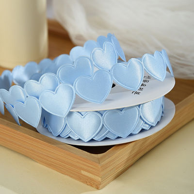 1.5cm*9m 2.5cm*9m Forma de corazón el día de San Valentín cinta de regalo de poliéster para el embalaje de regalo de lujo