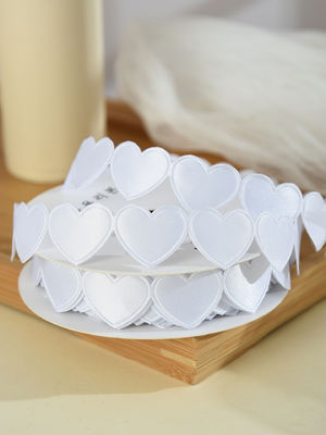 1.5cm*9m 2.5cm*9m Forma de corazón el día de San Valentín cinta de regalo de poliéster para el embalaje de regalo de lujo