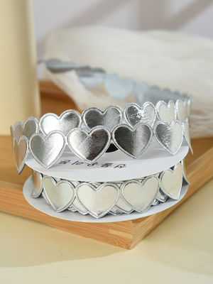1.5cm*9m 2.5cm*9m Forma de corazón el día de San Valentín cinta de regalo de poliéster para el embalaje de regalo de lujo